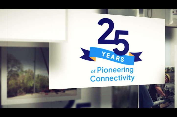 Surf Snapshots: 25 Years of Pioneering by JRoss Communications